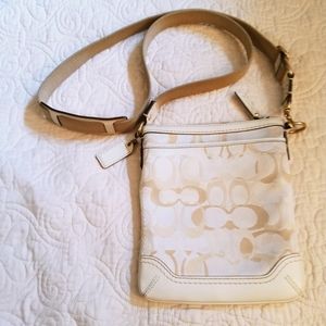 Coach -10362 -Abbie - Small Crossbody/Shoulder Bag- light gold/light khaki/chalk